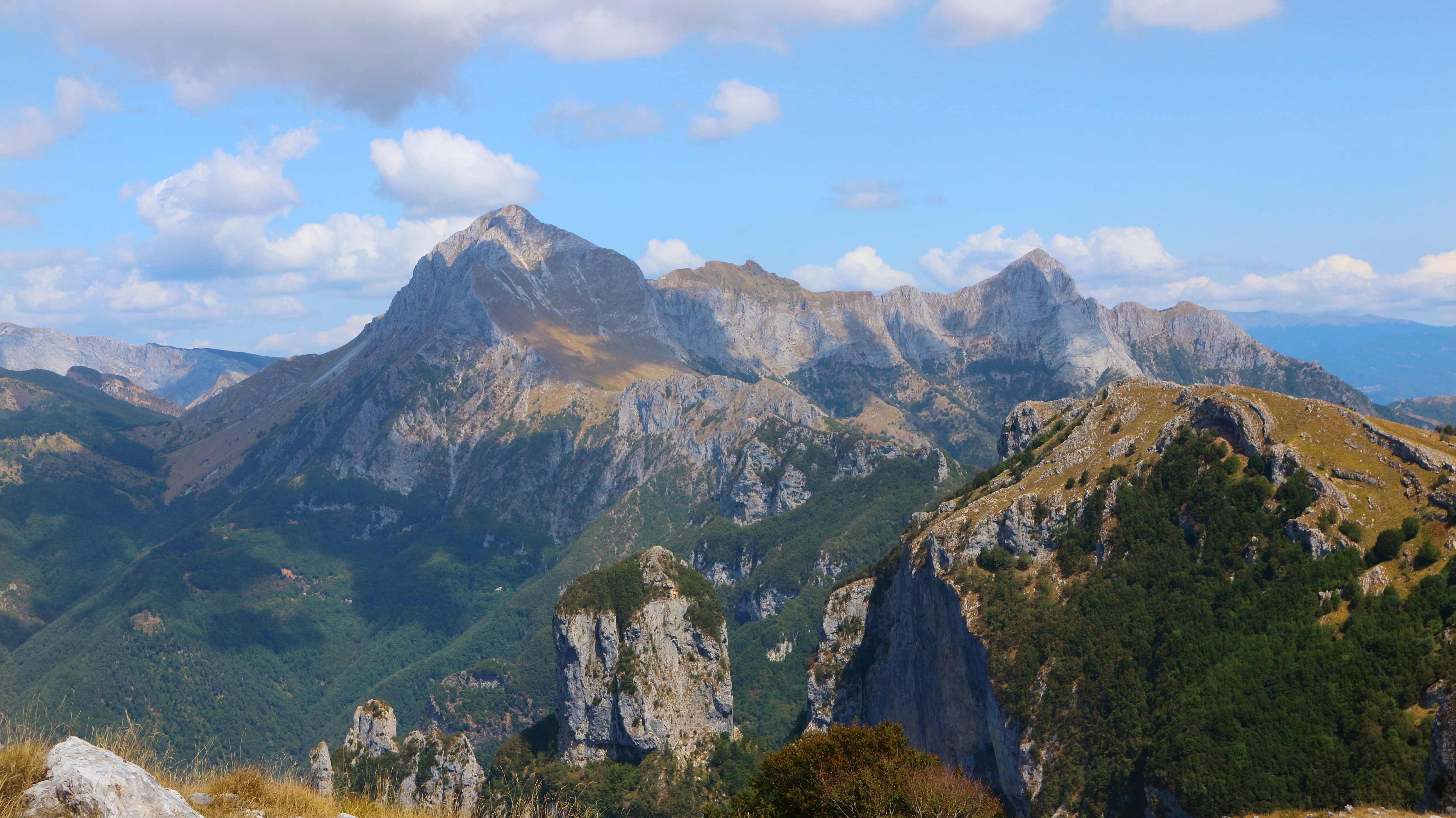 Veduta Delle Alpi Apuane – La Migliore Arrampicata Sulle Apuane ...