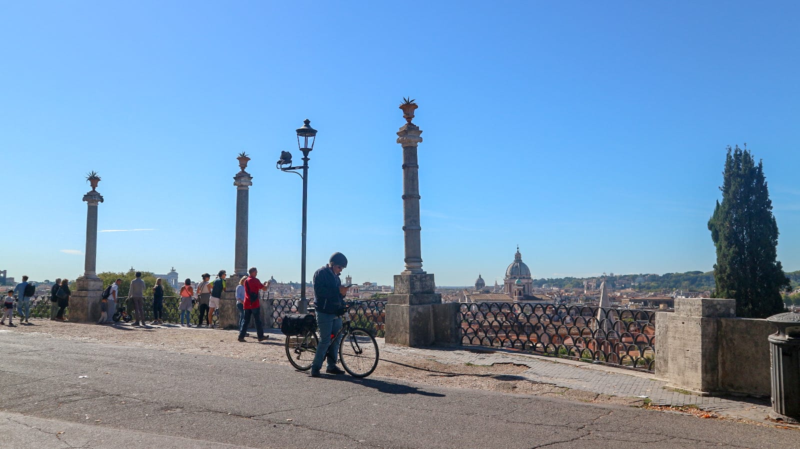 La Terrazza Del Pincio, Luoghi Magici Di Una Roma Alternativa